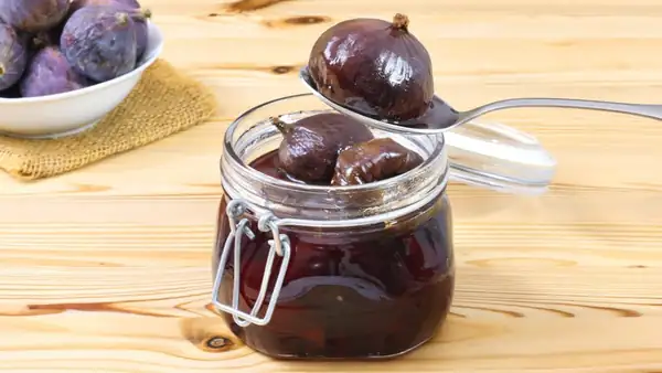 Higos caramelizados: la receta de esta dulce conserva y cómo utilizarla