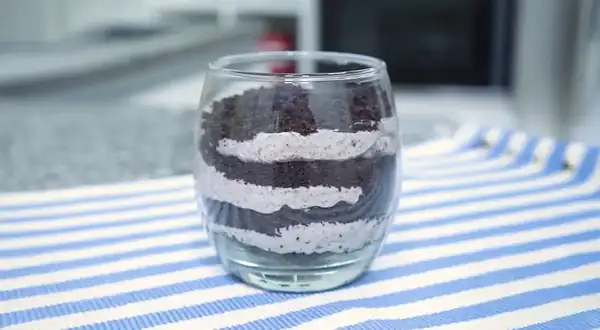 Easy no-bake Oreo dessert