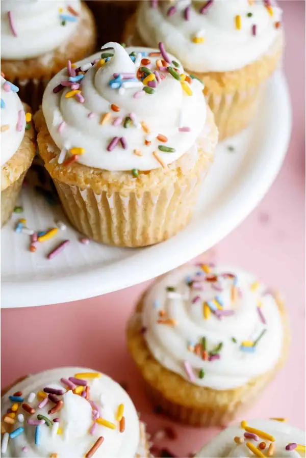 Receta fácil de cupcakes de vainilla