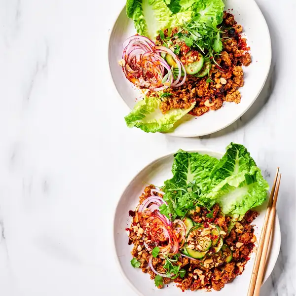 Spicy tempeh larb with quick pickle