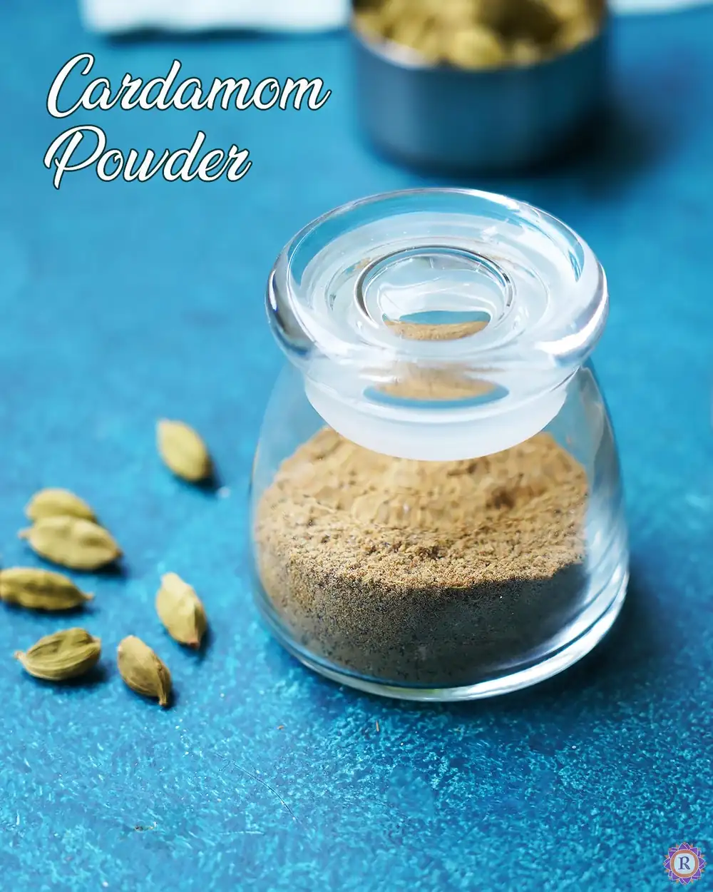 How to make small batch of cardamom powder