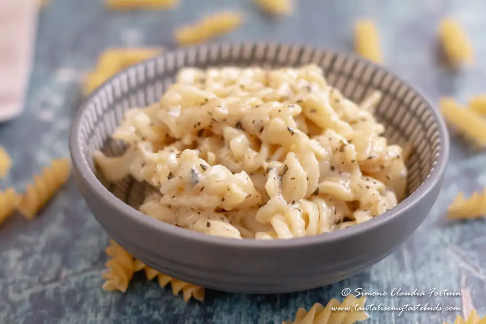 Soul-satisfying Creamy Garlic Fusilli Pasta Recipe