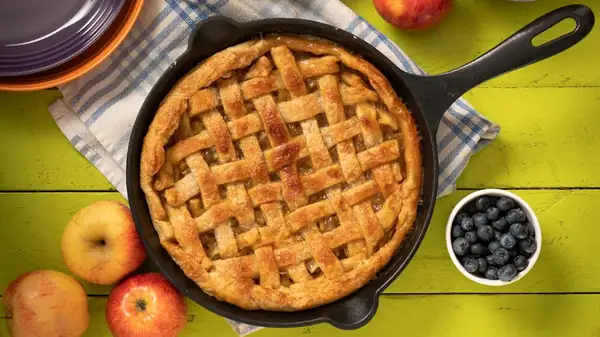 It's Time To Start Making Pies In A Skillet