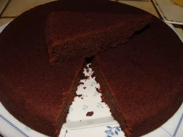 Chocolate fondant with apple compote (without butter)