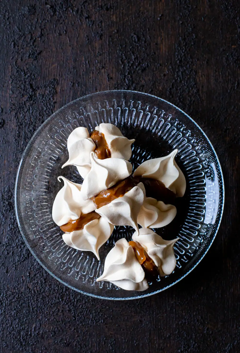 Meringues with dulce de leche - Pilar Hernández's Chilean Kitchen