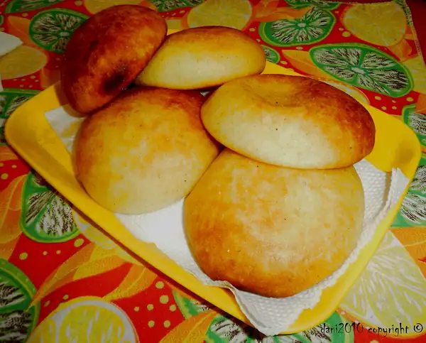 Almojábanas (pan de queso colombiano)