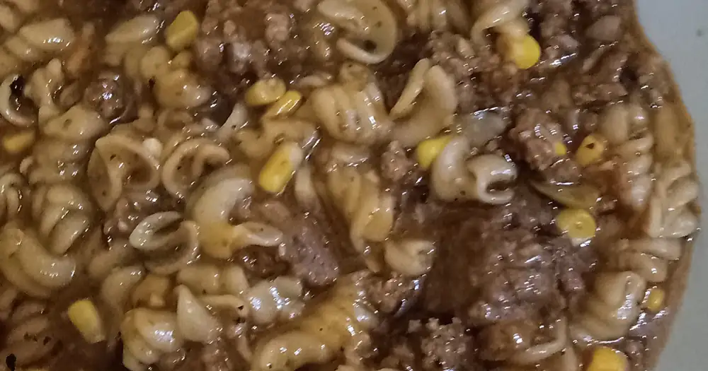 Vivi's Express Pressure Cooker Pasta Recipe, submitted by Victória Cecília