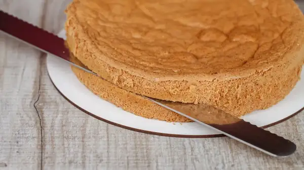 Cut Your Cake Into Layers To Expedite The Cooling Process