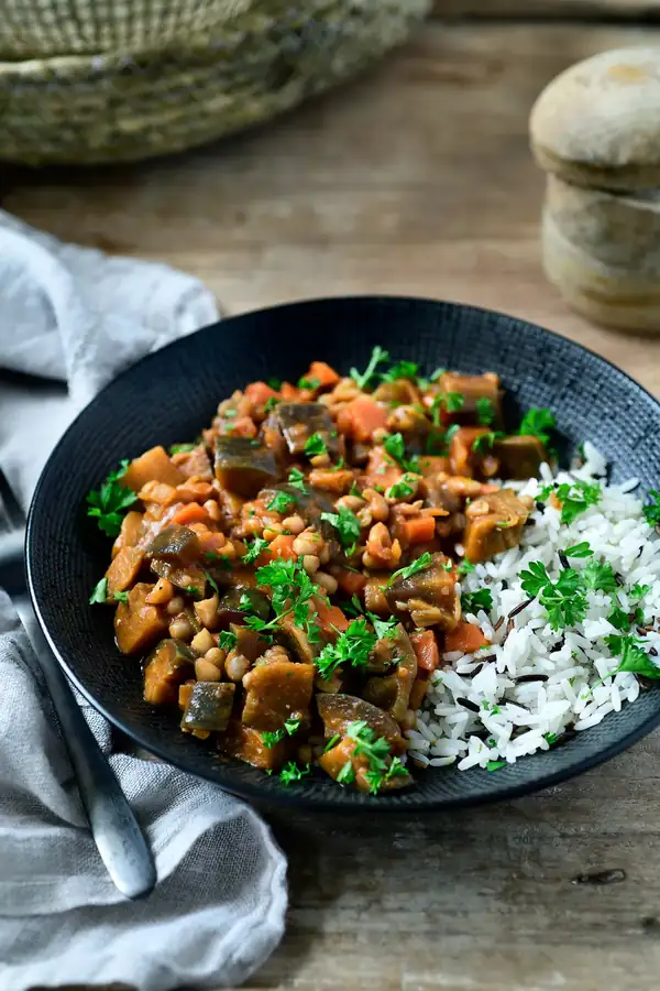 Veggie stew with rice