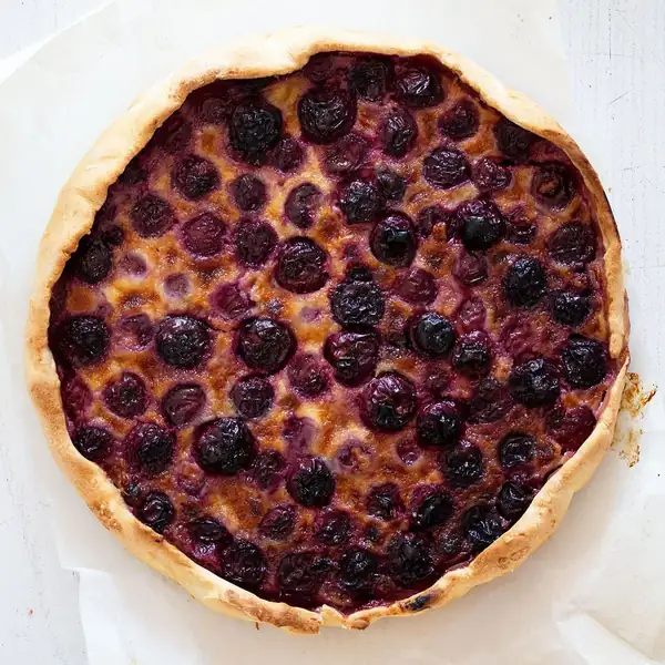 Swiss Sweet Cherry Pie