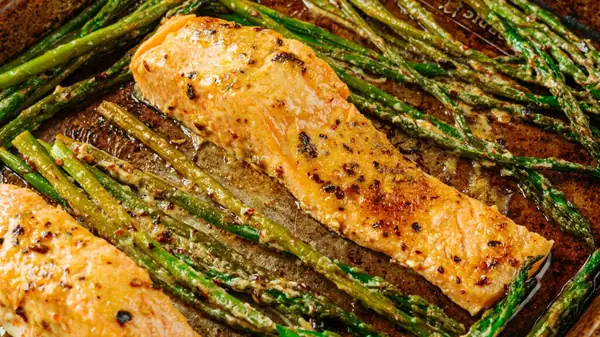 Unta tu pescado con mayonesa