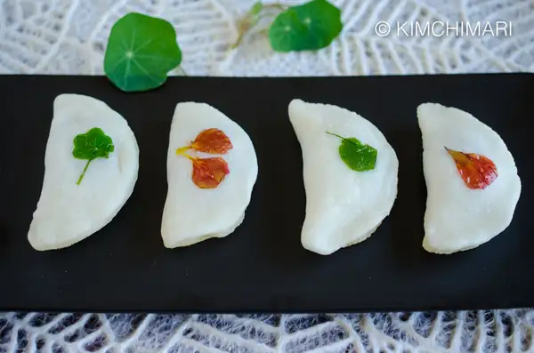 Bukkumi with Fresh Flowers (Pan-fried Rice Cake Dumplings with Sweet Red Bean filling)