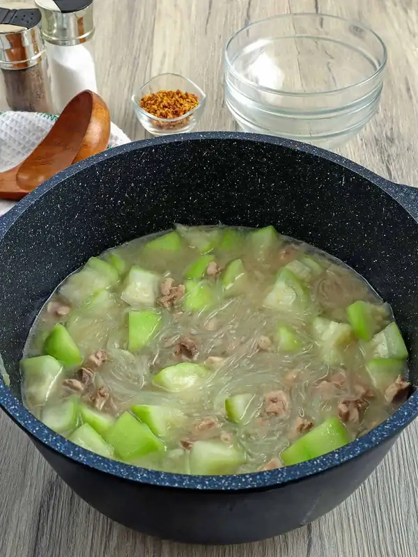 Sotanghon at Upo Soup