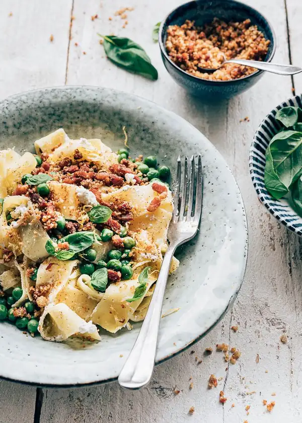 Pappardelle with breadcrumbs