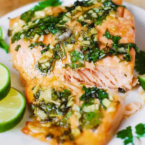 Cilantro Lime Honey Garlic Salmon (baked in foil)
