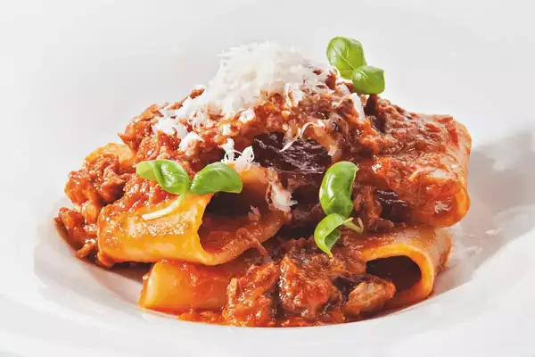 Ragù Napoletano by Antonino Cannavacciuolo