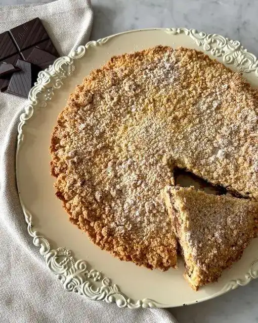 Tarta desmenuzada con ricotta y chocolate