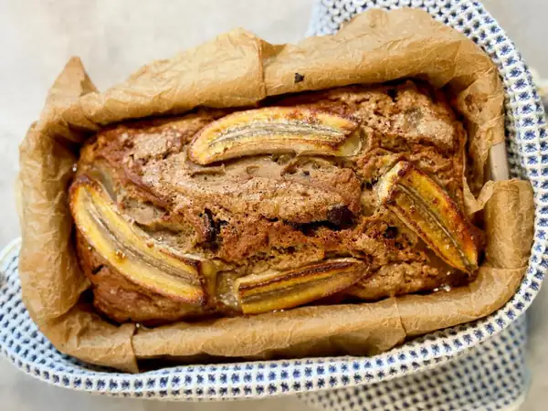 Protein-packed chocolate banana bread: easy recipe