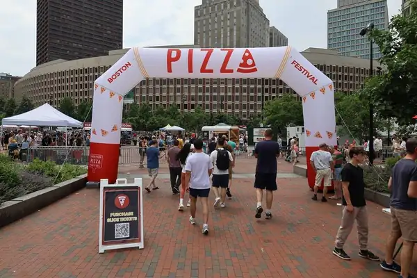 El festival de pizza más grande de Nueva Inglaterra se apodera de Boston este fin de semana, con más de 20 vendedores internacionales