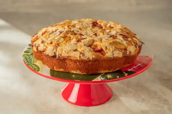 Almond and Peach Cake