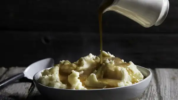 13 Mistakes You Might Be Making With Your Homemade Gravy