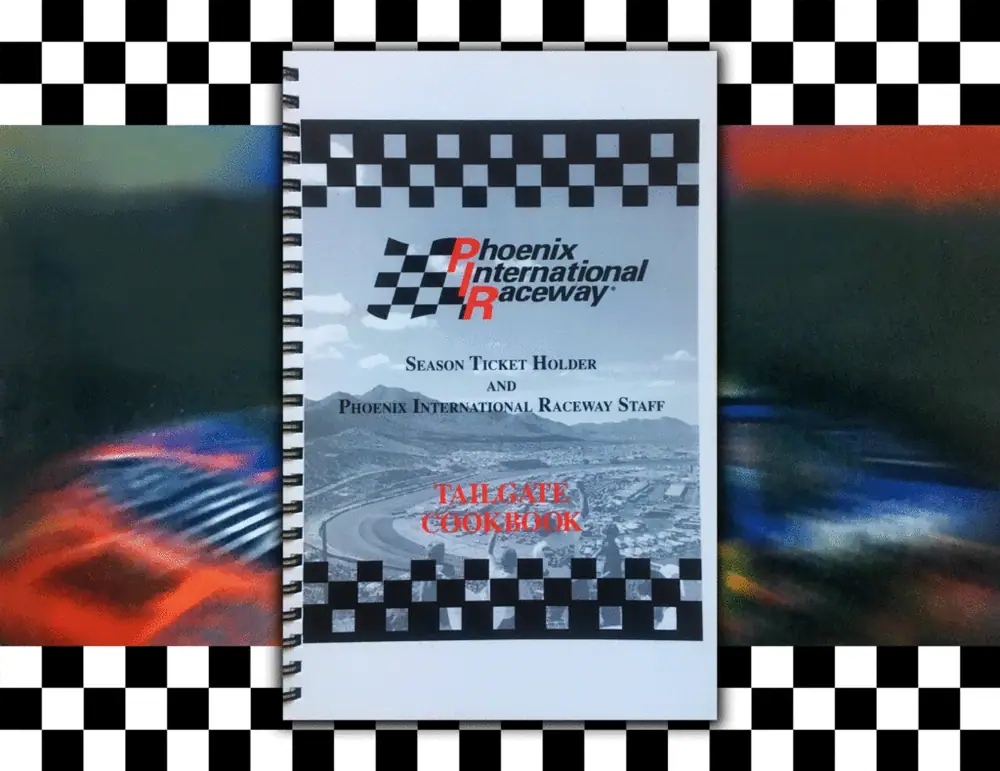 ¡Hay que usar Dr. Pepper! La colorida historia de los libros de cocina sobre carreras de autos