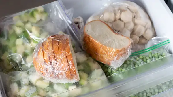 Bread: this simple step to take before freezing it will save you a lot of time in the morning