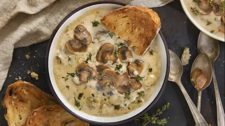 What Type Of Mushroom Is Best To Use In Soup?