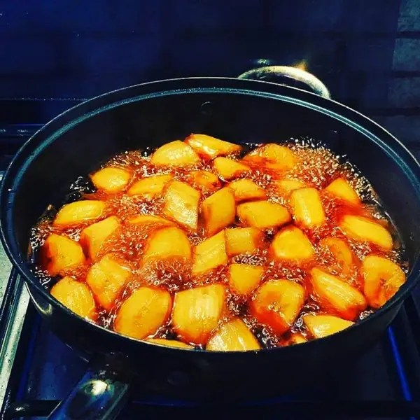 Minatamis Na Saging (plátanos endulzados)