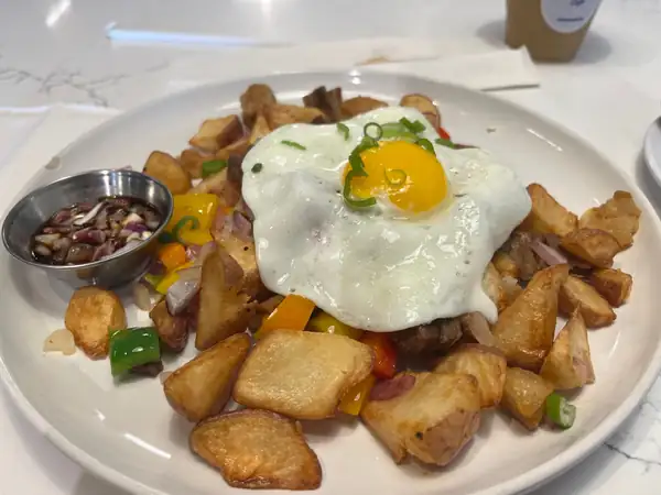 This Filipino Cafe Should Be Your Pre-Flight Brunch Spot