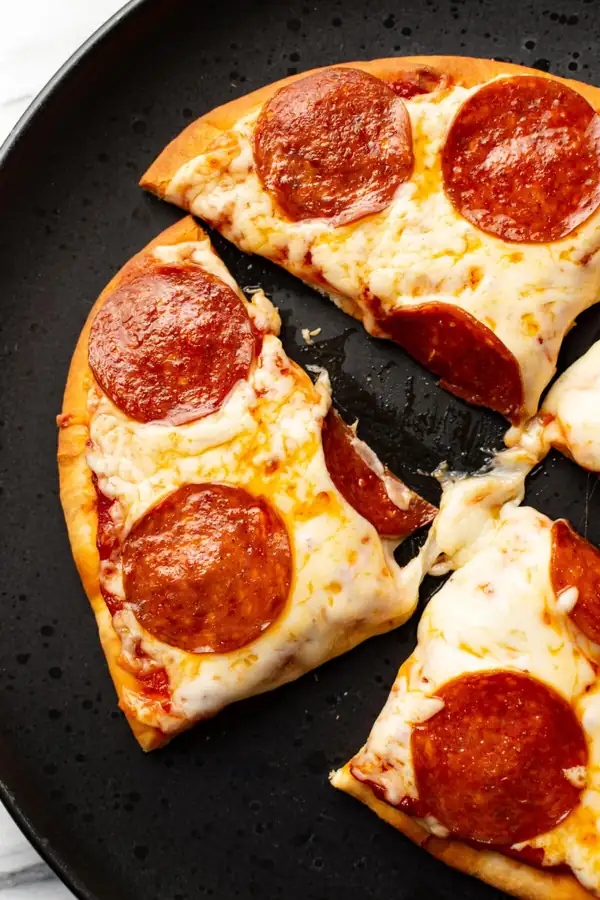 Pepperoni Naan Pizza