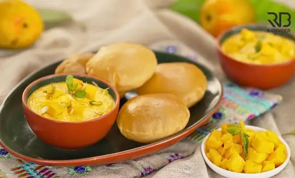 Easy Mango Shrikhand & Poori मज़ेदार आम श्रीखंड पूरी के साथ Amrakhand Puri Aamras Recipe