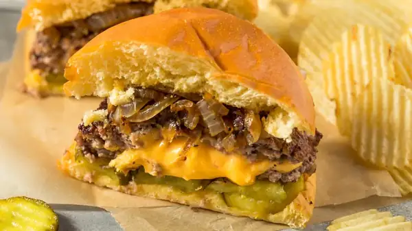 Who Invented The Juicy Lucy Burger?