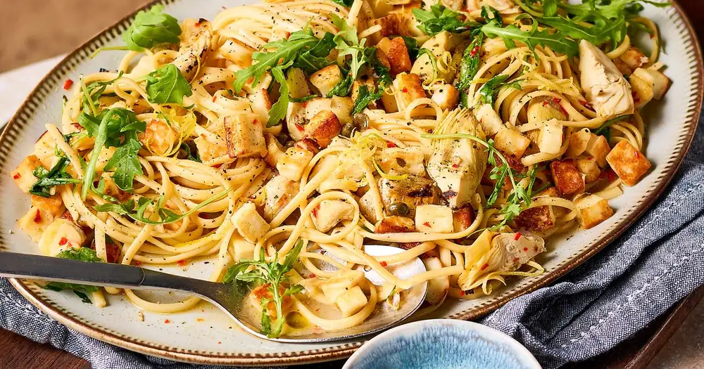 Halloumi, artichoke & rocket linguine