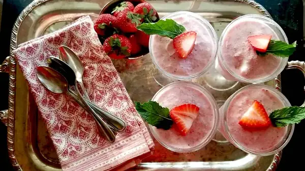Old-School Frozen Fruit Salad Is Too Good To Leave In The Past