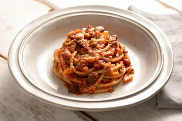 Marchigiana-style bucatini
