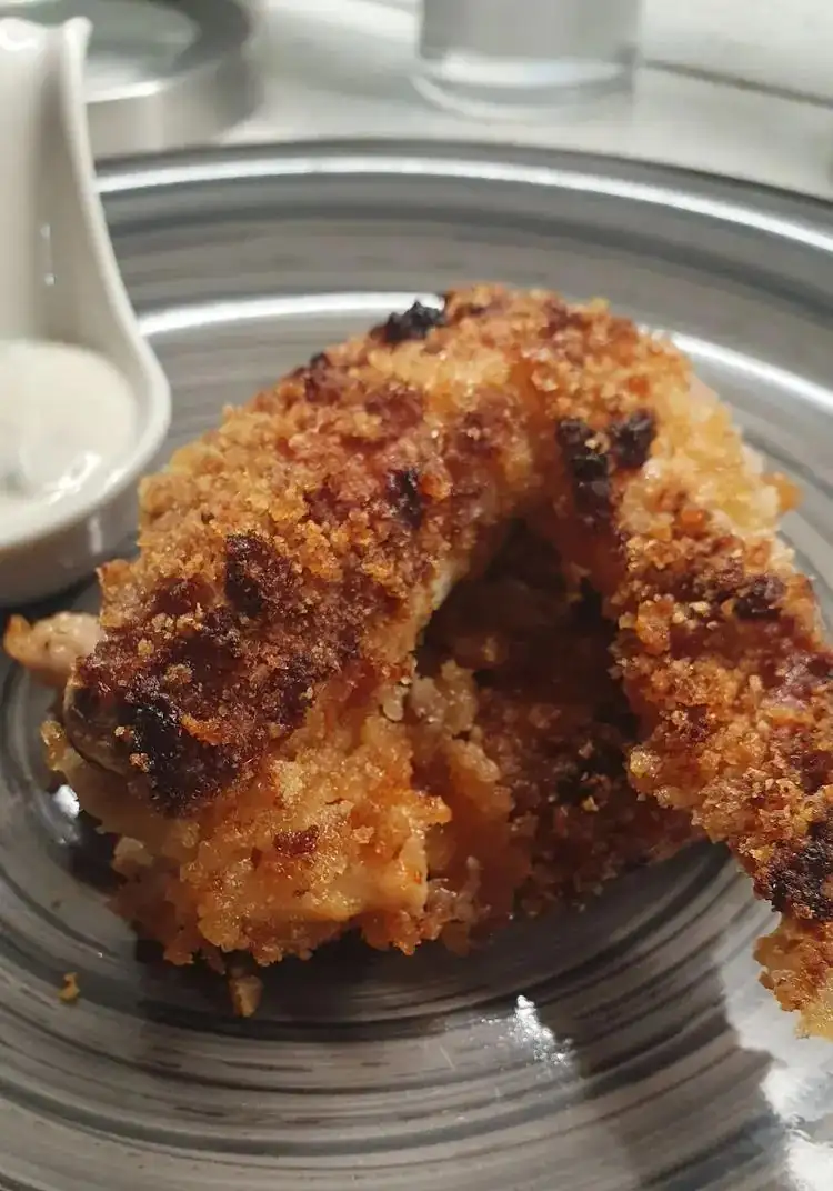 Baked chicken gratin with yogurt sauce