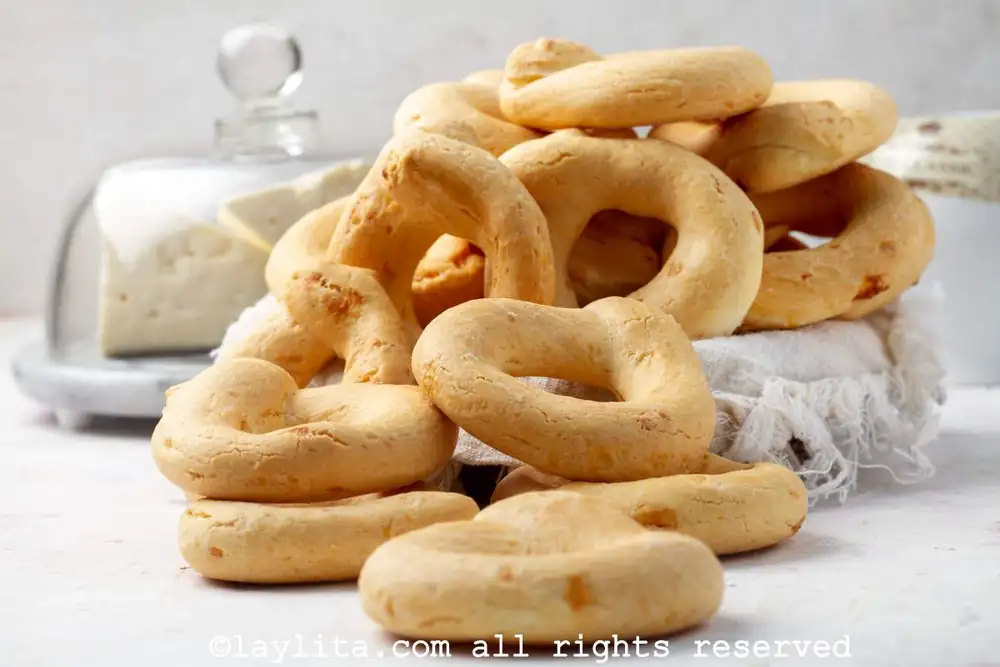 Paraguayan Chipa (Cheese Bread)