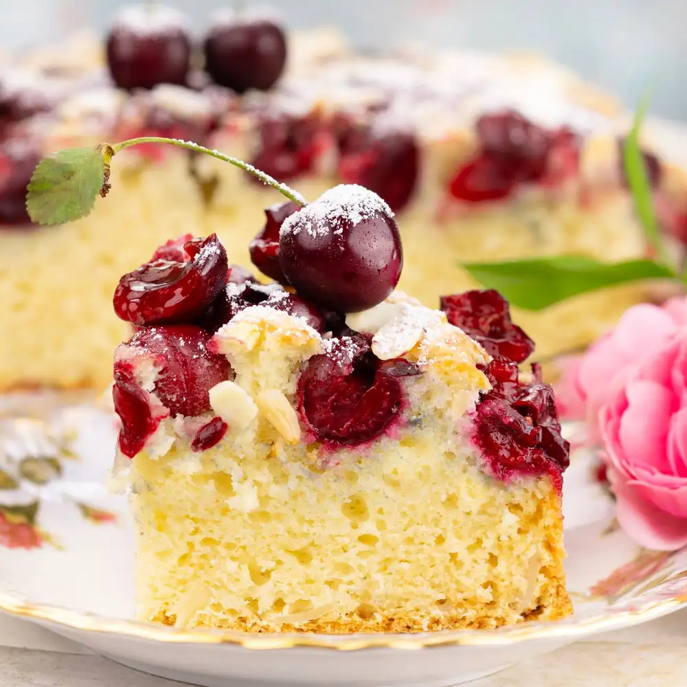 Buttermilk cake with cherries