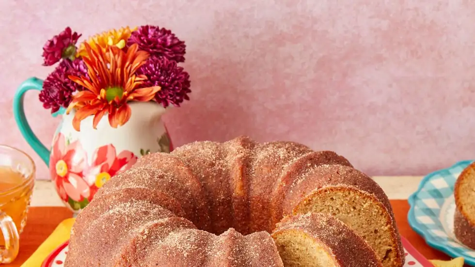 Apple Cider Doughnut Cake