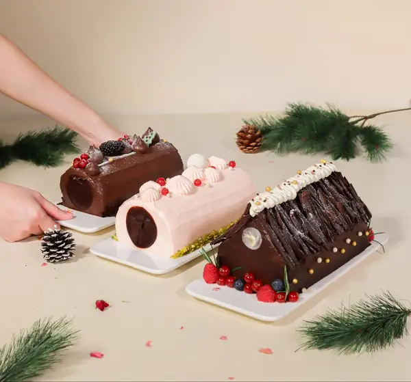 9 Best Log Cakes To Buy For Christmas 2023