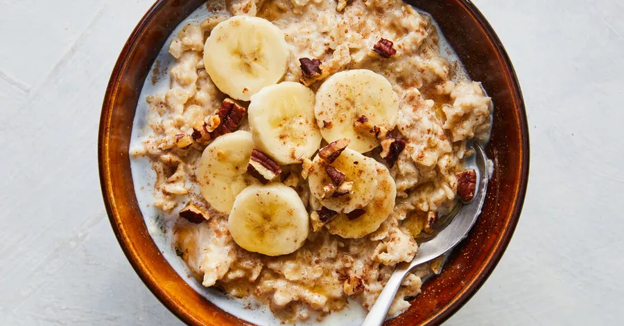 Banana Nut Oatmeal Recipe • 5★ • 20 min