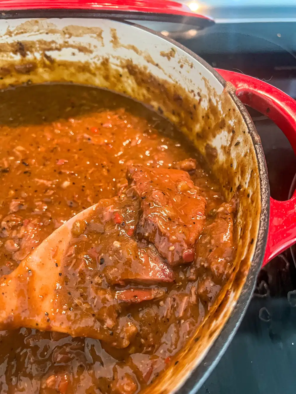 A New Austin Barbecue Pop-Up Brings Together Texas and Louisiana Flavors With Brisket Po’ Boys and Smoked Ham