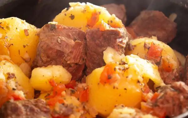 Recipe for Pot Roast in a Pressure Cooker, submitted by William Morais