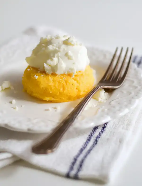 Authentic Mămăligă (Romanian Polenta) Recipe