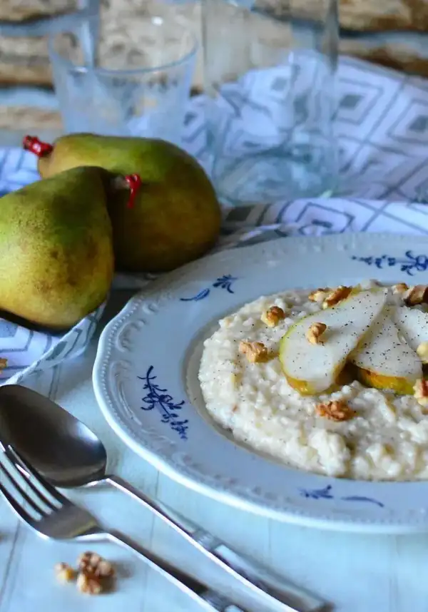 Risotto with Gorgonzola, pears and walnuts