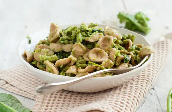 Algunos ingredientes para un primer plato imperdible: la receta y los secretos de los orecchiette con brócoli