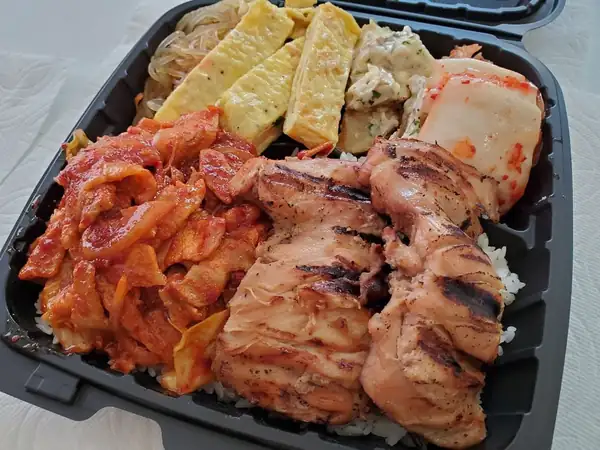 Hippo Grill Debuts Korean Barbecue Options in a To-Go Box
