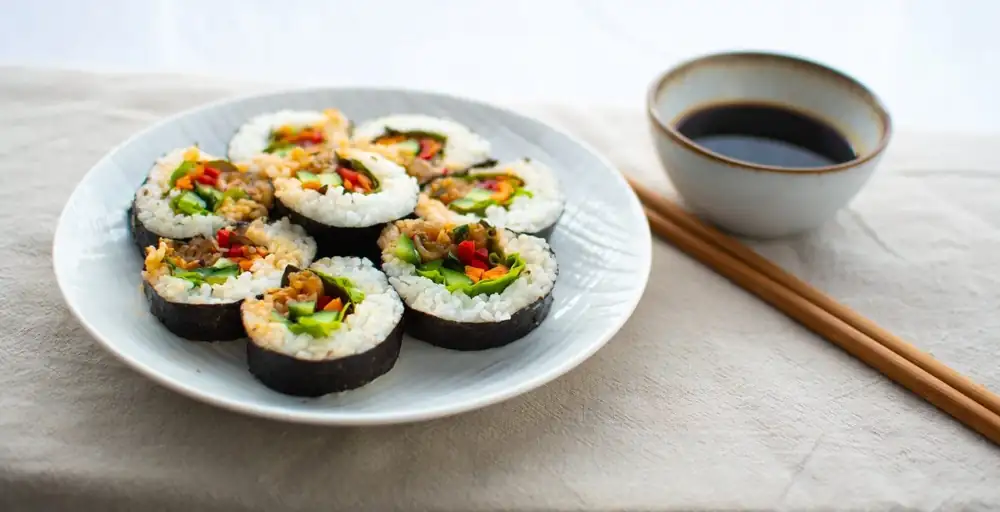 Veggie Kimbap with Bean Sprouts