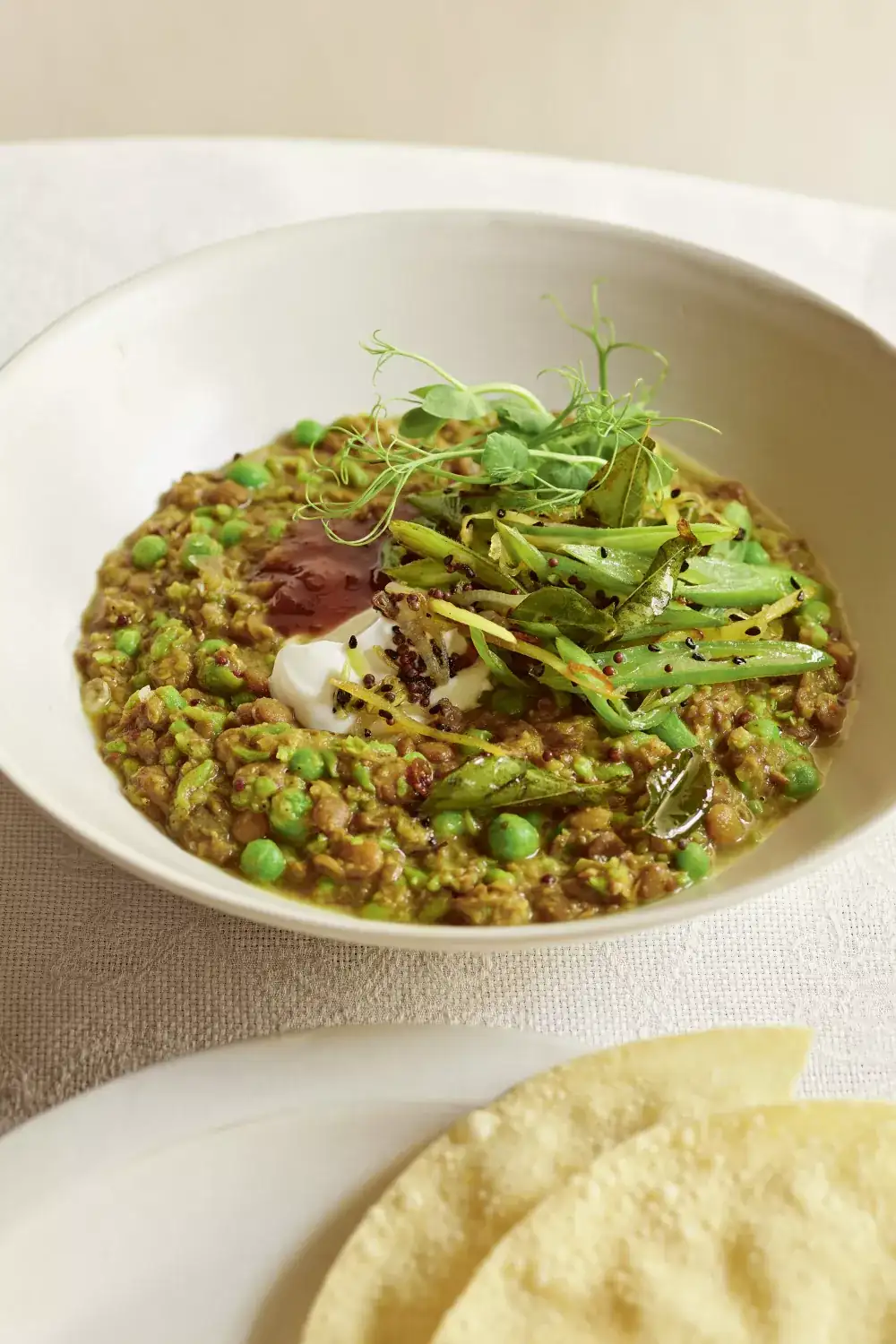 Green lentil and pea dahl